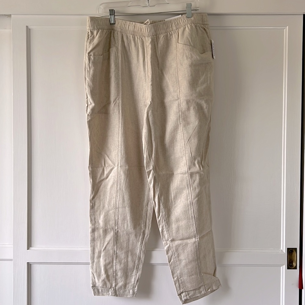 Linen ankle pants. New with tags